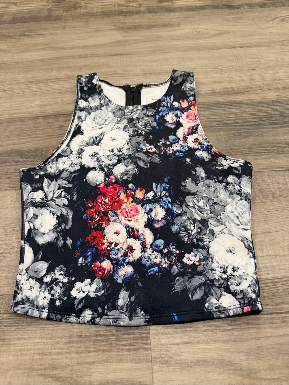 Abercrombie & Fitch XS Floral Scuba Crop Top Back Zip